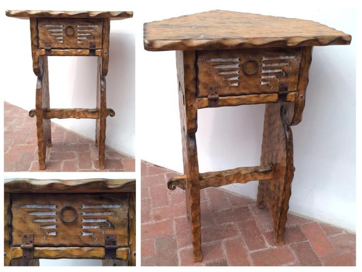 Roch-Hart-Furniture-Corner-Table